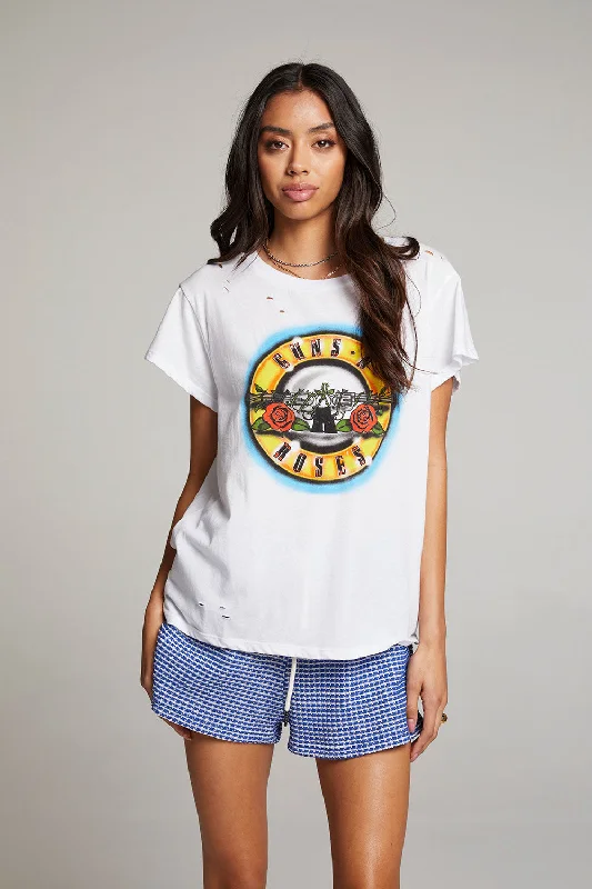 women's tops for those who want to create outfits that are both unique and memorableGuns n' Roses Classic Logo Tee - White